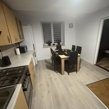 Dom Na Kasztanowej *