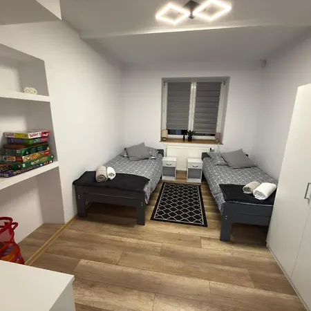 Dom Na Kasztanowej - Balia I Sauna - Dom Na Wyłączność - Wielkanoc Majówka Apartament *