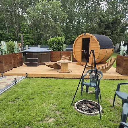 Dom Na Kasztanowej - Balia I Sauna - Dom Na Wylacznosc - Wakacje, Blisko Gor Lodygowice